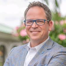 Tim Wampler's Instagram, Twitter & Facebook