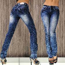 Notre jeans serré en bas usé est un indémodable et une valeur sûr pour cultiver. Jean A La Mode Actuelle Mon Coup De Coeur