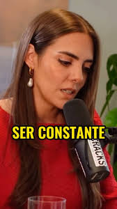 🎙En YouTube: Alejandra Ponce Cracks Podcast