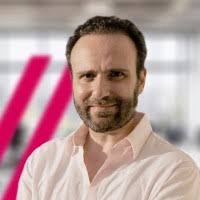 500+ perfis com “Nasser”