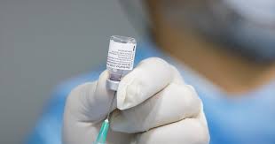 Το mrna γρήγορα αποσυντίθεται, χωρίς να αφήσει κανένα ίχνος στο σώμα και δεν ενσωματώνεται στο ανθρώπινο dna. Epta My8oi Sxetika Me To Embolio Kata Toy Korwnoioy