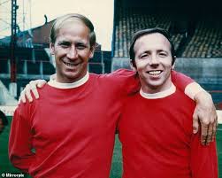He mostly played for manchester united after making his debut at the team in 1956. Manchester United And England Great Sir Bobby Charlton Diagnosed With Dementia Internewscast