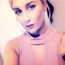 Lisa Fahy's Instagram, Twitter & Facebook