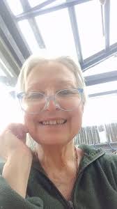 El sábado 7 de febrero estaré ofreciendo un taller arteterapéutico gratuito  en @dibuixant_el_teu_cami Os espero con muchas ganas de dejarnos jugar y  dejarnos ser👐🏽👁️❣️