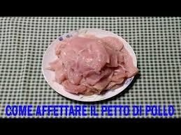 Un classico sempre gradito, semplice e veloce da preparare, perfetto per adulti e bambini e adatto ad ogni occasione. Come Tagliare Un Petto Di Pollo Intero A Fette Vi Svelo Uno Dei Miei Segreti Per Risparmiare Molti Soldi In Cucina Cosa Importa Petto Di Pollo Pollo Ricette