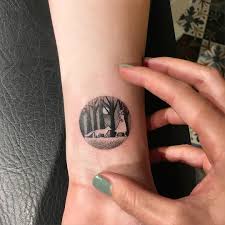 Eva On Instagram Little Girl And The Fox Forestfriends Fox Minimaltattoo Blacktattoo Dovme Murekkebi Bilek Dovmesi Tattoo
