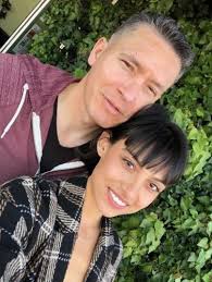 Lee Cuellar's Instagram, Twitter & Facebook