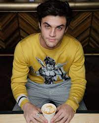 Ethan dolan news, gossip, photos of ethan dolan, biography, ethan dolan girlfriend list 2016. Ethan Dolan 21 Facts Age Birthday Height Girlfriend Tattoos More