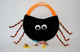 Halloween Sac De Bonbons Mme L Araignee Sacs De Bonbons Sac Halloween Sac A Bonbons Halloween
