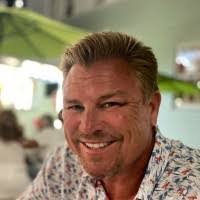 Alexander Malchow's Instagram, Twitter & Facebook