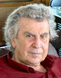 They sang the songs of mikis theodorakis, manos hadjidakis, vassilis tsitsanis, giorgos mitsakis, giorgos zambetas, apostolos kaldaras, theodoros derveniotis, stavros xarchakos, christos leontis, whom are considered the best composers of the era. Mikis Theodorakis Imdb