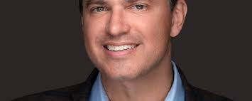 Alex Monteith's Instagram, Twitter & Facebook