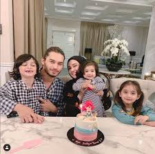 Live with passion, live musical.ly. Kantoi Aeril Zafrel Mengaku Wawa Zainal Tak Pandai Masak Tapi Tetap Terima Seadanya Hot Fm