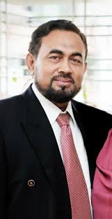 Help creating a photo of me and my dad