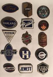 Pin By Bob Mcbroom On Vintage Automobile Radiator Badges Car Insignias Car Badges Car Ornaments
