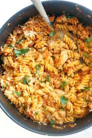 One Pot Leftover Roast Chicken Pasta A Quick And Easy Chicken Dinner Or Lunch Recipe Leftover Chicken Recipes Easy Roast Chicken Pasta Cooked Chicken Recipes