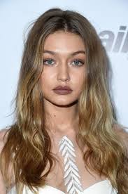 Gigi Hadid In Guzellik Sirlari Ve Bakim Rutini Guzellik Sirlari Guzellik Sac