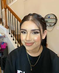 Erin Boggio's Instagram, Twitter & Facebook