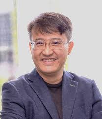 Jenny Bong's Instagram, Twitter & Facebook