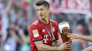 I negotiated robert's contract last year and logically i know exactly what he deserves. Agent Pini Zahavi Confirms Robert Lewandowski Seeking Bayern Munich Exit Eurosport