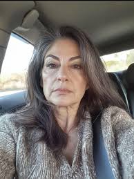 Al Pasar Los Años... APRENDÍ a agradecer la vida al despertar por la  mañana...a gozar los instantes bellos de cada día...la luz del sol que  entra por mi ventana...el perfume y la