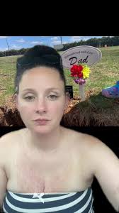 Jaclyn Linetsky Grave