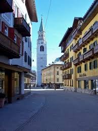 The hotel pontechiesa in cortina d'ampezzo always stands for the art of hospitality. Corso Italia Cortina D Ampezzo 2021 All You Need To Know Before You Go With Photos Tripadvisor
