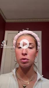 Courtney Janik's Instagram, Twitter & Facebook