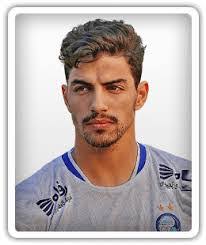 Axel Villegas's Instagram, Twitter & Facebook