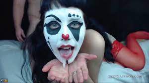 Clown girl porn