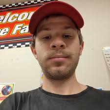 How are you all hosting eternatus raids ? Can't you only invite 10 people?