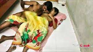 Desi Indian Male And Female In Sexual Encounter With Indian Aunty Of Telugu  Origin On February 3 2021 - XXXBP