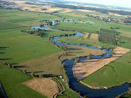 Maybe you would like to learn more about one of these? Der Fluss Maas Eine Wilde Und Gewundenen Fluss