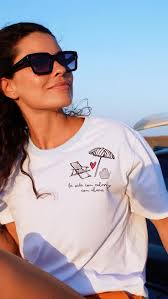 Um toque de arte em cada fio! 🐟🐚⛵️🦞 Nossas T-shirts fundo do mar são  perfeitas para quem ama peças únicas e cheias de personalidade. As estampas  que estão super em alta e