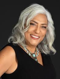 Apricot Standard Poodle puppies already for their new homes!