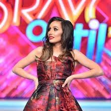 A luat coroana si premiul de 100.000 de lei. Nadina Bravo Ai Stil PostÄƒri Facebook