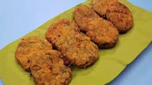 Chiftelele de post sunt o idee perfectă pentru zilele de post, meniurile vegetariene și zilele când doriți o masă ușoară, fără carne. Chiftele De Post Cu Legume Cartofi Ciuperci Si Dovlecel Youtube