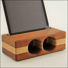 Wandhalterung für dein handy ✔ zu vielen modellen. Woodberry Ipad Eco Amplifier And Stand Honduran Dark Mahogany Tablet Zubehor Ipad Halterung Handyhalter