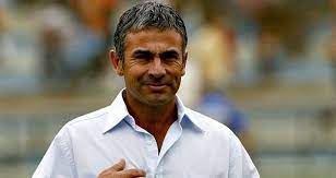 El flamante entrenador del veracruz, juvenal olmos, declaró que quiere un equipo competitivo, que salga del pantano de la situación en la que está y además mencionó que. Juvenal Olmos Alchetron The Free Social Encyclopedia