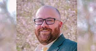 Frank Diggins's Instagram, Twitter & Facebook