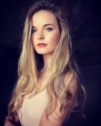 Ava Zimmer's Instagram, Twitter & Facebook