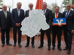 Der podcast rund um geld, bank und wirtschaft. Raiffeisenbanken Rh Sc Und Wug Haben Fusion Im Blick Hilpoltstein Roth Schwabach Weissenburg Gunzenhausen Nordbayern