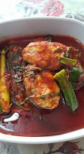 Bahagia kerjakan pekerjaan rumah tangga tiap hari siapkan sarapan sampai makan siang. Resepi Ikan Tenggiri Masak Asam