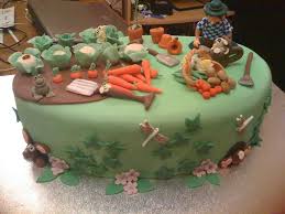 Funky Garden Decor Gardening Cake By Mrs Bonbon Cake Decorating Ideas Garden Cakes Cake Decorating Piping Creative Birthday Cakes
