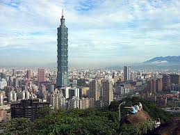 Elle est prévue pour faire face à des vents puissants de l'ordre de 60 m/s (216 km/h) et aux séismes les plus intenses des 2 500 prochaines années 16. Taipei 101 In Xinyi District Taipei Taiwan Sygic Travel