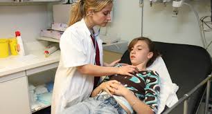 Mais sa famille le soutient et il entend mener une existence. Cancer L Adolescent N Est Pas Un Malade Comme Les Autres