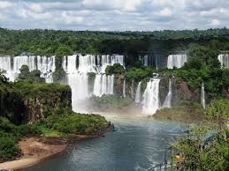 Air terjun terindah di dunia selanjutnya jatuh kepada plitvice falls yang merupakan bagian dari danau plitvice, kroasia. Guaira Falls Brazil Paraguay Border Google Search Scenery Brazil Beautiful Places
