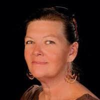 Stacey Mcgregor's Instagram, Twitter & Facebook