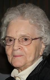 Greta Hayden's Instagram, Twitter & Facebook