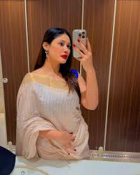 Anamika Desai - Free pics, galleries & more at Babepedia